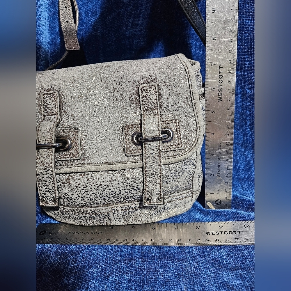 Yves St. Laurent Rive Gauche Pewter Leather Shimmer Crossbody Moto Bag - Picture 4 of 10